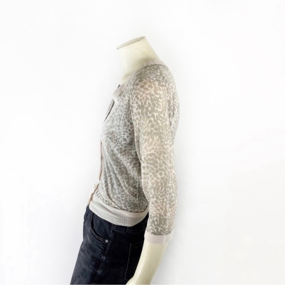 White + Warren cashmere leopard print cardigan size L - Picture 3 of 7